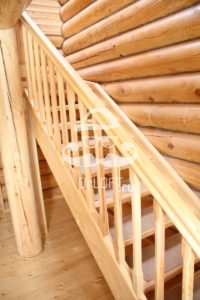 Деревянные лестницы из сосны на заказ